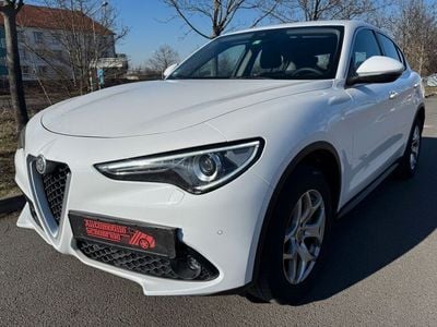Gebraucht Alfa Romeo Stelvio Lusso 209 PS (153 kW) 2019 Colore esterno (bianco alfa, u SUV