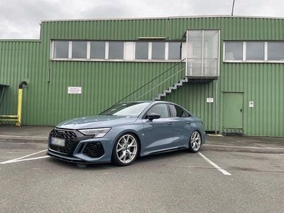 Gebraucht Audi RS3 Ambiente 400 PS (294 kW) 2023 Grau Limousine