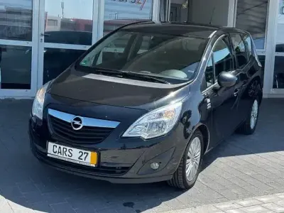 Gebraucht Opel Meriva Active 101 PS (74 kW) 2013 Graphitschwarz/carbon flash/mi Van / Kleinbus