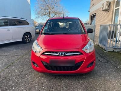 Usata Hyundai i10 70 CV (51 kW) 2013 Rosso Utilitaria