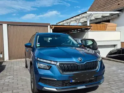 Gebraucht Skoda Kamiq Clever 90 PS (66 kW) 2021 Blau SUV