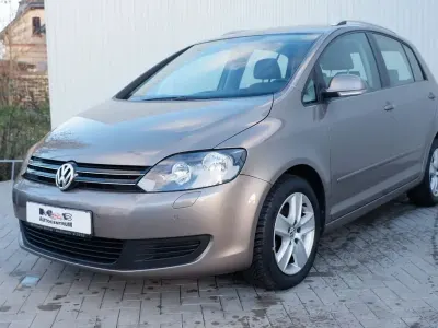 Brugt VW Golf Comfortline 102 HK (75 kW) 2009 Guld MPV