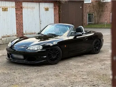 Gebraucht Mazda MX5 110 PS (80 kW) 2000 Schwarz Cabrio