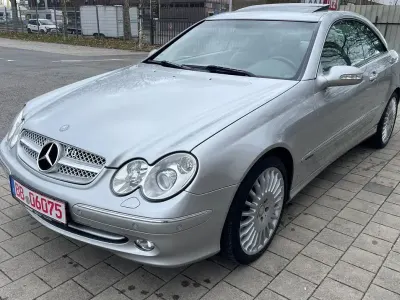 Gebraucht Mercedes CLK500 306 PS (225 kW) 2004 Silber Coupé