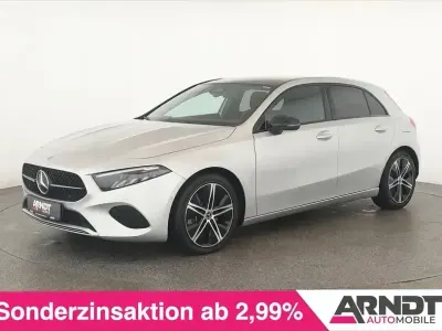 Używany Mercedes A250 Progressive 238 KM (175 kW) 2024 Srebrny Sedan/Limuzyna