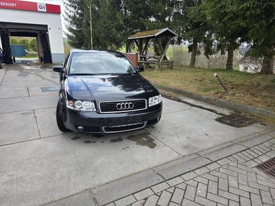Gebraucht Audi A4 130 PS (95 kW) 2002 Schwarz Limousine