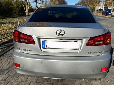 Lexus IS220d