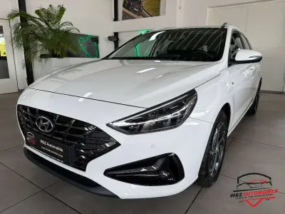 Gebraucht Hyundai i30 160 PS (117 kW) 2023 Weiß Kombi
