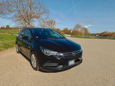 Gebraucht Opel Astra Business 110 PS (80 kW) 2017 Schwarz Kombi
