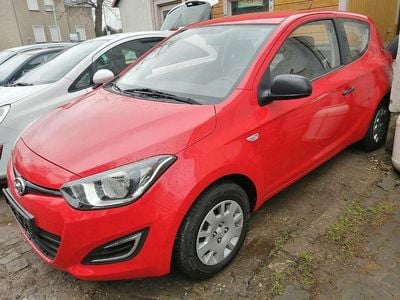 Usata Hyundai i20 Classic 86 CV (63 kW) 2013 Rosso Utilitaria