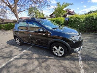 Used Dacia Sandero Prestige 90 HP (66 kW) 2015 Black Sedan