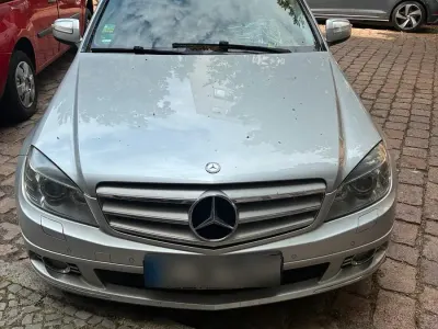 Gebraucht Mercedes C280 Avantgarde 231 PS (169 kW) 2007 Silber Limousine