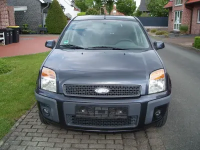 Gebraucht Ford Fusion 80 PS (58 kW) 2008 Schwarz Kleinwagen