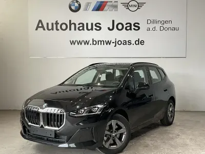 Neu BMW 220 170 PS (125 kW) 2025 Schwarz Van / Kleinbus