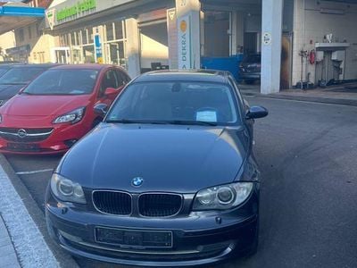 Gebraucht BMW 120 Sport Line 170 PS (125 kW) 2007 Sparkling graphite metallic Kleinwagen