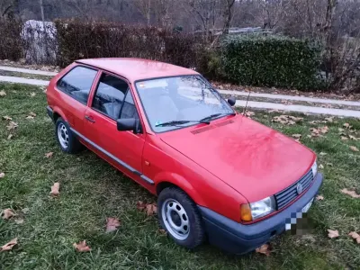 Używany VW Polo 45 KM (33 kW) 1993 Czerwony Coupe