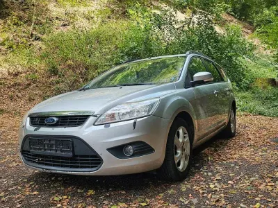 Gebraucht Ford Focus 125 PS (91 kW) 2008 Silber Kombi