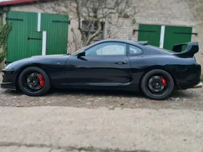 Second-hand Toyota Supra 451 CP (331 kW) 1995 Negru Coupe