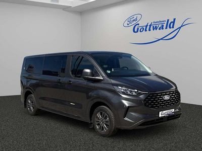 Gebraucht Ford Tourneo Titanium 136 PS (100 kW) 2025 Magneticgrau (metallic) Van / Kleinbus