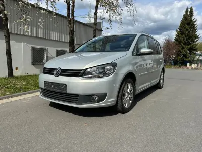 Gebraucht VW Touran 105 PS (77 kW) 2013 Silber Van / Kleinbus