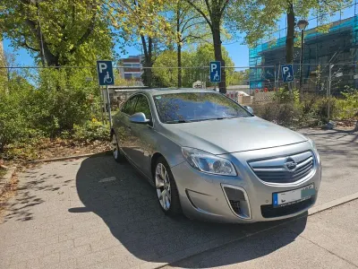 Begagnad Opel Insignia OPC 325 HK (239 kW) 2012 Grå Sedan
