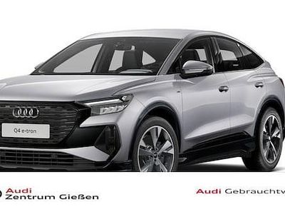 Florettsilber metallic Gebraucht 2024 Audi Q4 Sportback e-tron Comfort SUV | 47.830 €