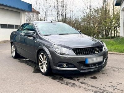 Usata Opel Astra Cabriolet OPC 179 CV (131 kW) 2009 Grigio Cabrio