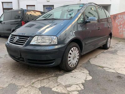 VW Sharan