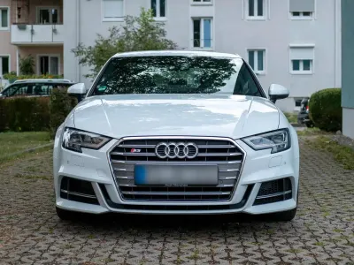 Gebraucht Audi S3 301 PS (221 kW) 2019 Weiß Limousine