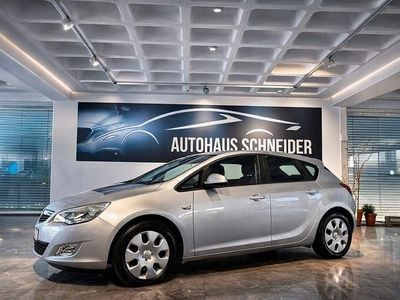 Gebraucht Opel Astra Selection 116 PS (85 kW) 2010 Silber Kombi