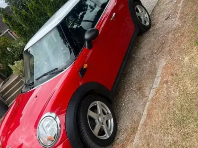 Brugt Mini ONE 75 HK (55 kW) 2010 Hatchback