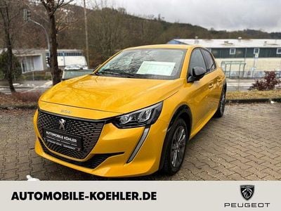 Gebraucht Peugeot 208 Allure 100 kW (136 PS) 2022 Gelb Kleinwagen