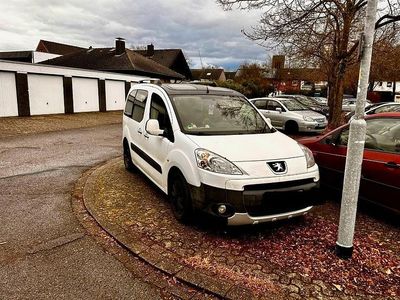 Gebraucht Peugeot Partner 108 PS (79 kW) 2010 Weiß Van / Kleinbus