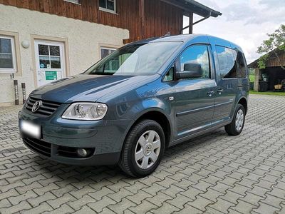 Second-hand VW Caddy Style 102 CP (75 kW) 2010 Gri Monovolum