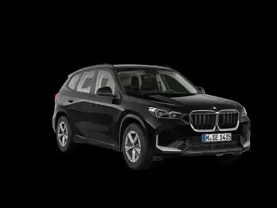 Gebraucht BMW X1 Sport Line 136 PS (100 kW) 2023 Schwarz SUV