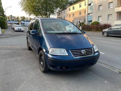VW Sharan