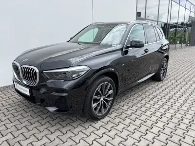 Używany BMW X5 M Sport 286 KM (210 kW) 2023 Czarny SUV