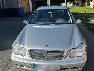 Second-hand Mercedes C220
