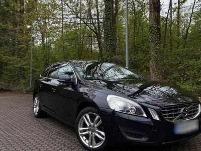 Gebraucht Volvo V60 Momentum 163 PS (119 kW) 2013 Schwarz Kombi