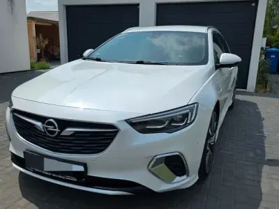 Gebraucht Opel Insignia 209 PS (153 kW) 2018 Weiß Kombi