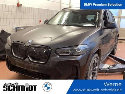 Gebraucht BMW iX3 210 kW (286 PS) 2023 Sophistograu metallic SUV