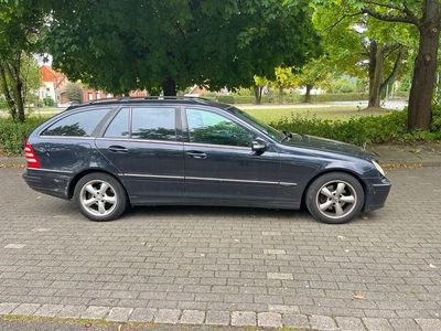 Mercedes C200