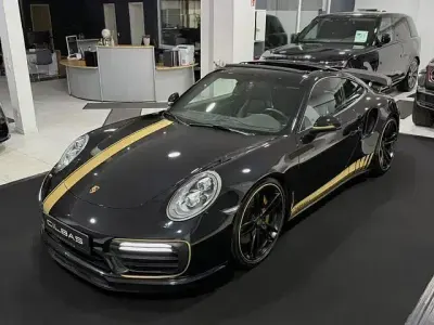 Begagnad Porsche 911 Turbo 712 HK (523 kW) 2018 Svart Sportkupé