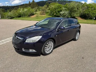 Brugt Opel Insignia Edition 194 HK (142 kW) 2012 Lilla Stationcar
