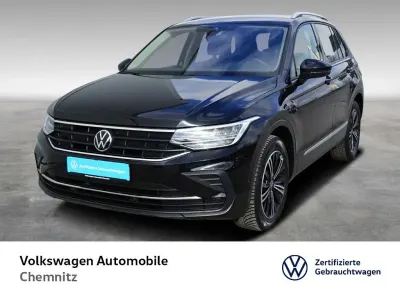 Usata VW Tiguan Active 131 CV (96 kW) 2022 Nero SUV