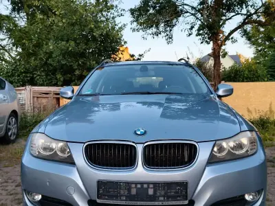 Gebraucht BMW 320 150 PS (110 kW) 2008 Grün Limousine