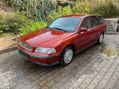 Gebraucht Volvo V40 105 PS (77 kW) 1998 Kombi