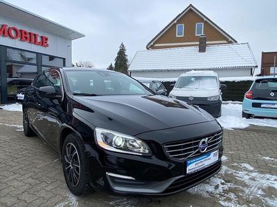 Schwarz Gebraucht 2013 Volvo V60 Momentum Kombi | 10.990 € (Etwas zu teuer)
