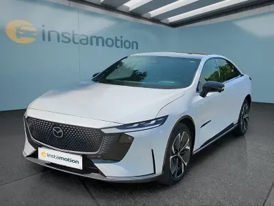 Neu Mazda 6e Takumi-Line 189 kW (258 PS) 2026 Weiß Limousine