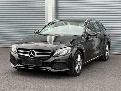 Gebraucht Mercedes C220 Avantgarde 170 PS (125 kW) 2016 Schwarz Kombi